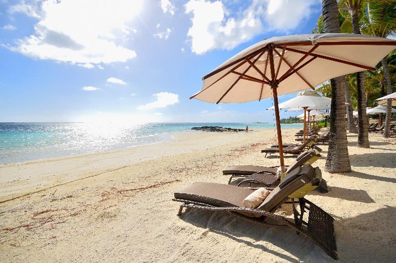 The Residence Mauritius Belle Mare Esterno foto Beach at the InterContinental Resort Fiji