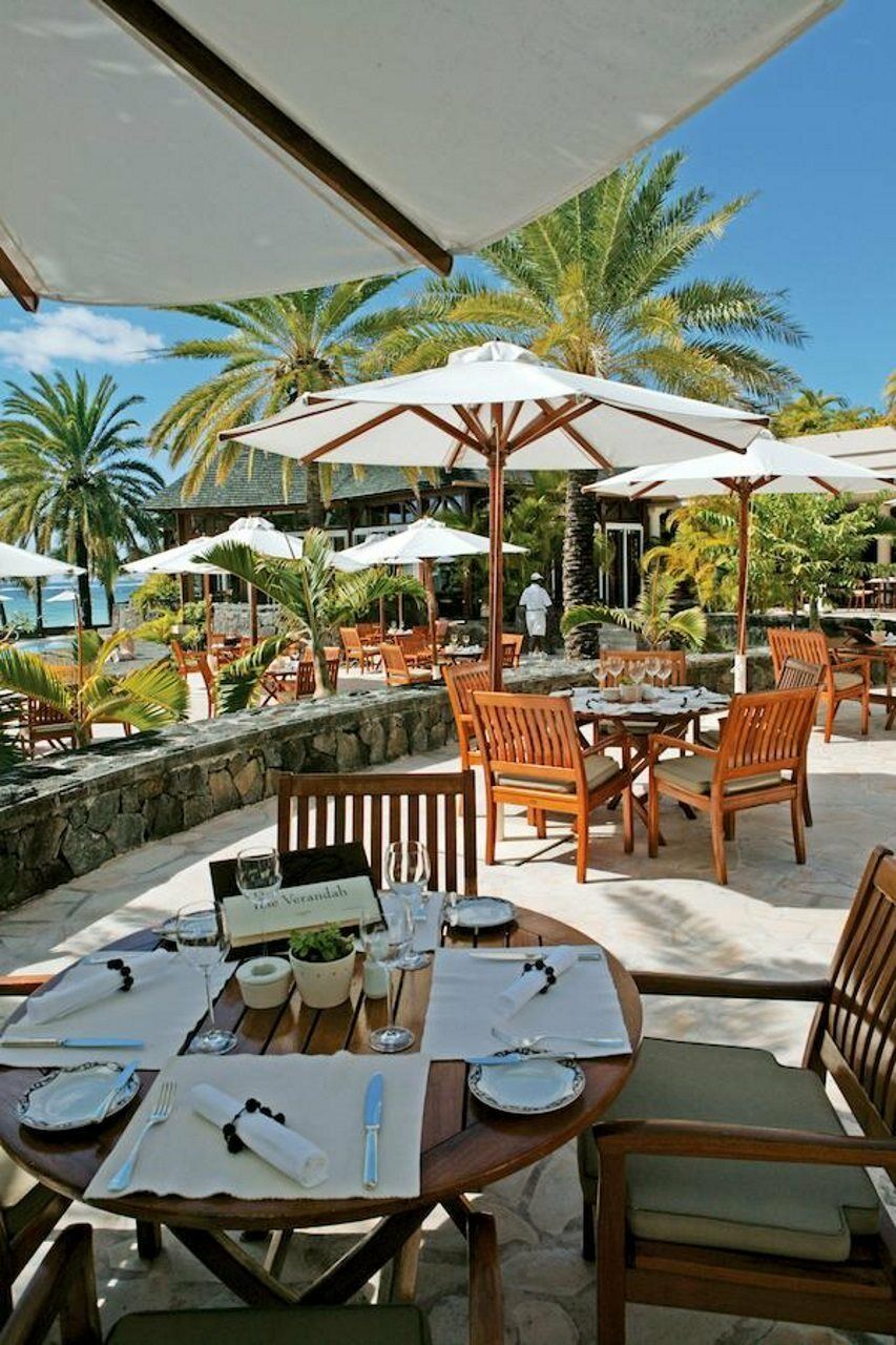 The Residence Mauritius Belle Mare Esterno foto The Beach Club